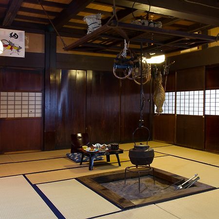 Ryokan Gizan Hotel Takayama  Exterior photo