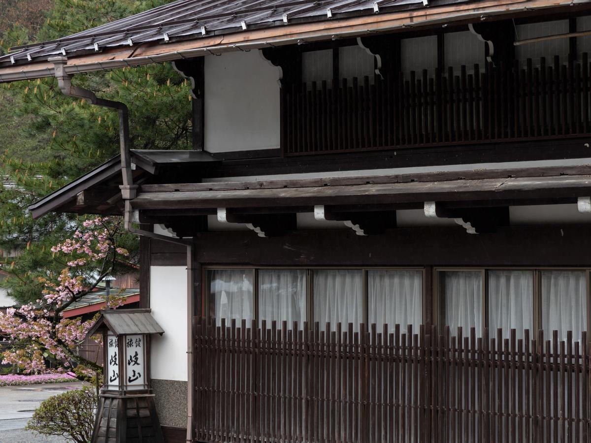 Ryokan Gizan Hotel Takayama  Exterior photo